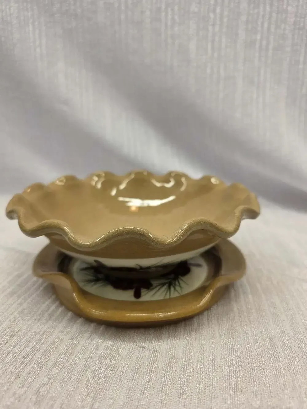 Mill Creek Stoneware Pine Cone Ruffled Edge Bowl Coshocton Ohio Lori